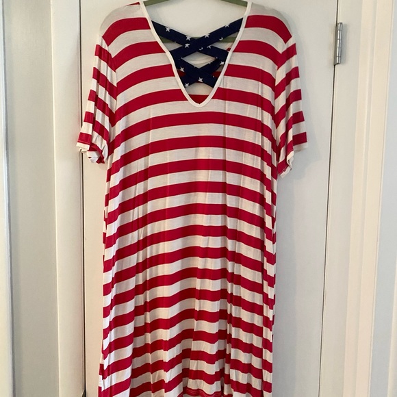 Chic Soul Stars And Stripes Short Sleeve Dress - Picture 2 of 5